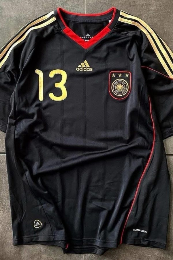 Germany 2010 World Cup Retro Jersey 🇩🇪 | A Timeless Classic